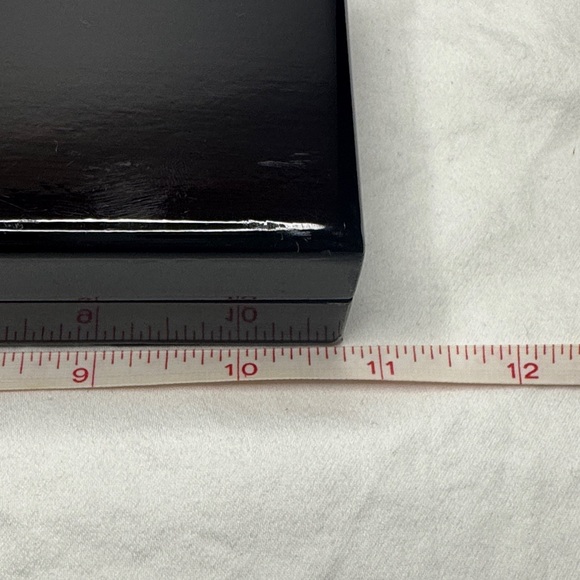 Sleek Black Rectangular Box - Picture 2 of 7